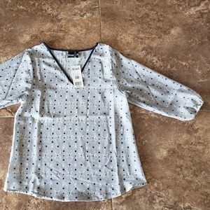 Super cute top 😍